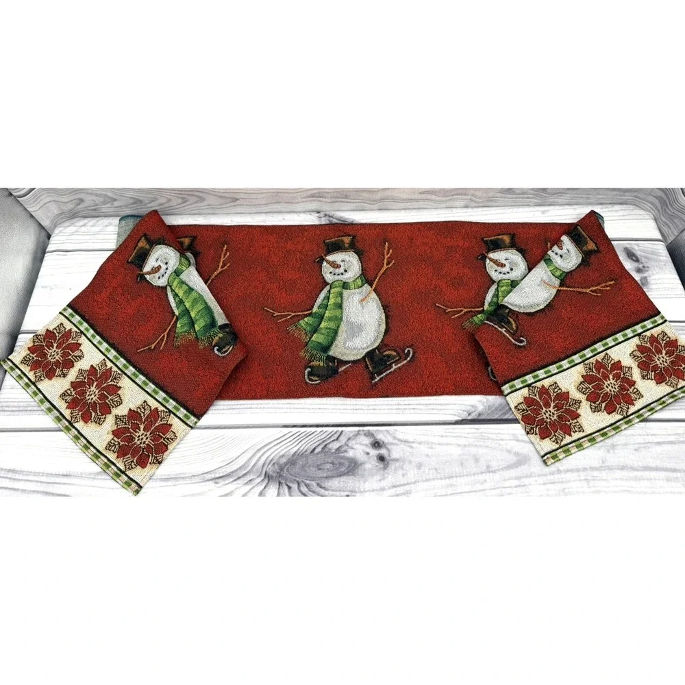 LOT OF 6 HOLIDAY TABLE RUNNERS - FALL / CHRISTMAS - SOME QUILTED - SOME VINTAGE
